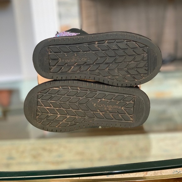 Koolaburra by UGG black Koola Star Mini. Size 13 - Picture 5 of 5